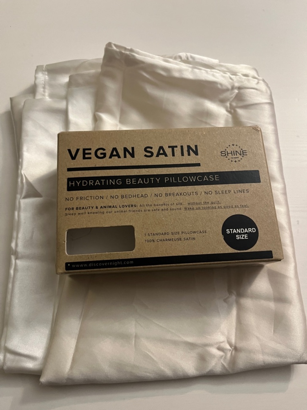 Vegan Satin Hydrating Beauty Pillowcase - White/cream